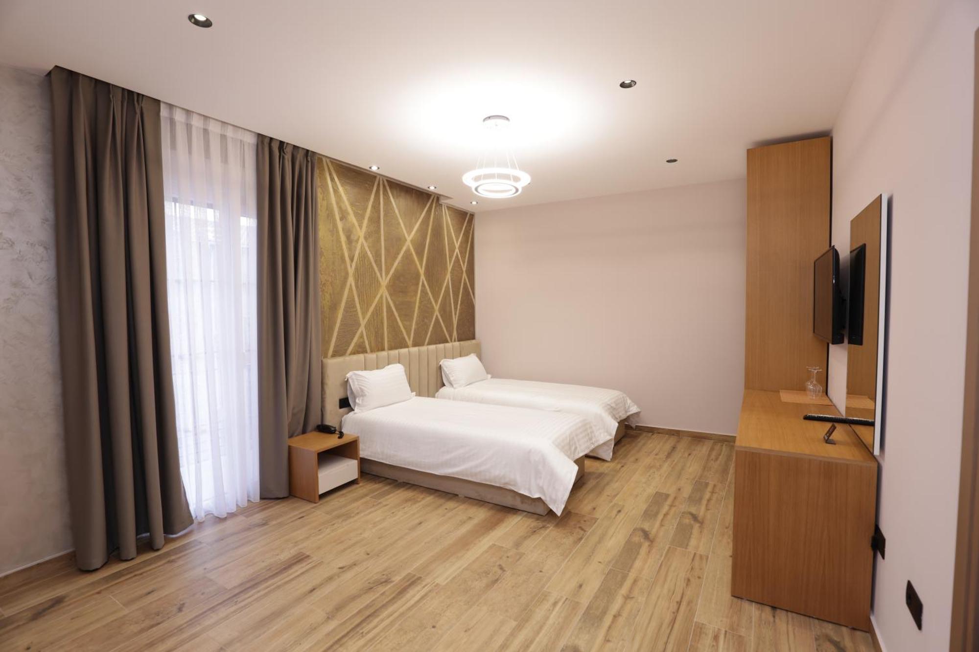 Residence Inn Hotel Tirana Buitenkant foto