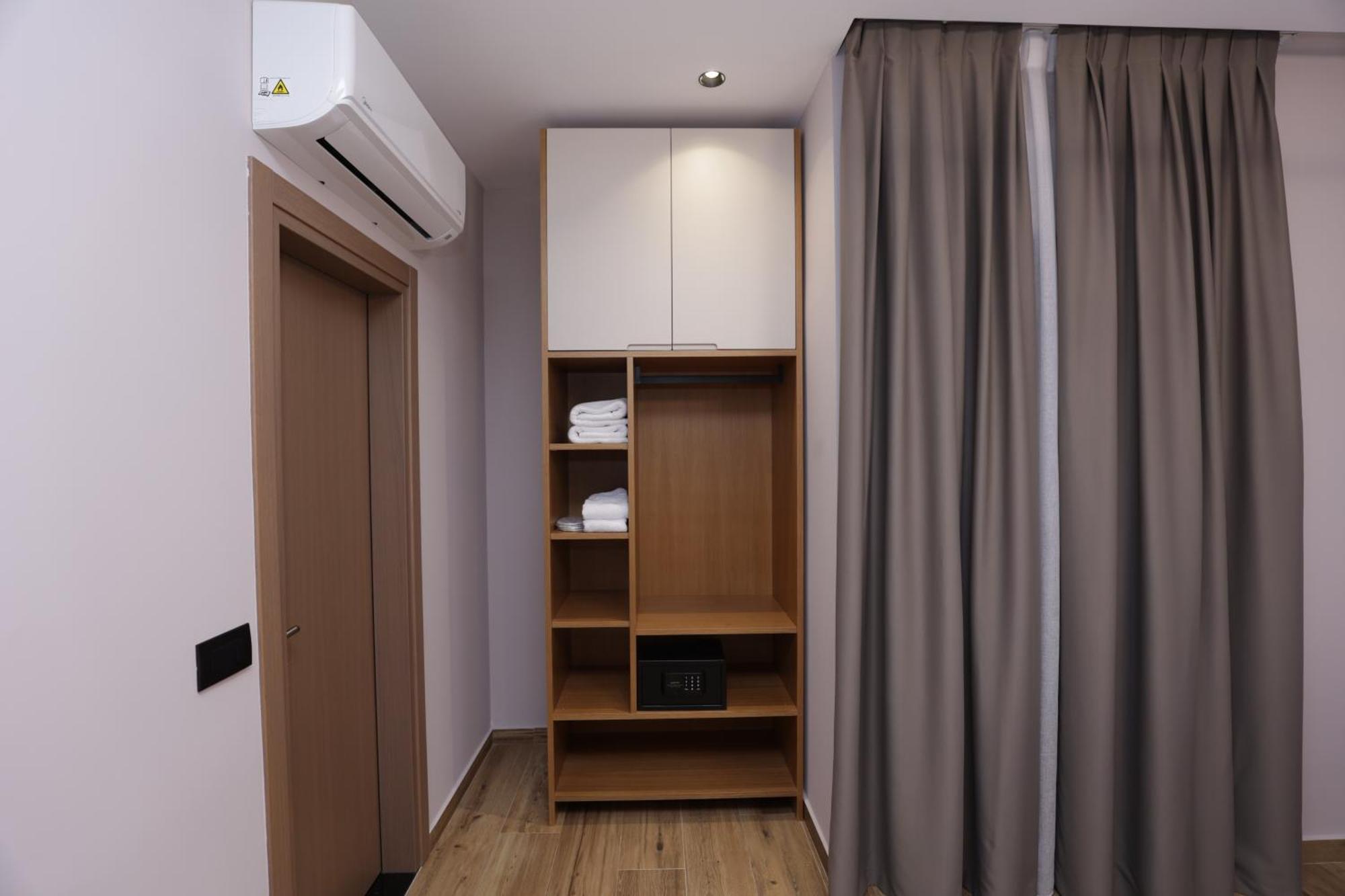 Residence Inn Hotel Tirana Buitenkant foto